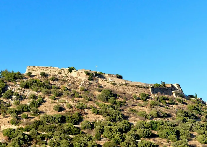 Castello וילה Kástron