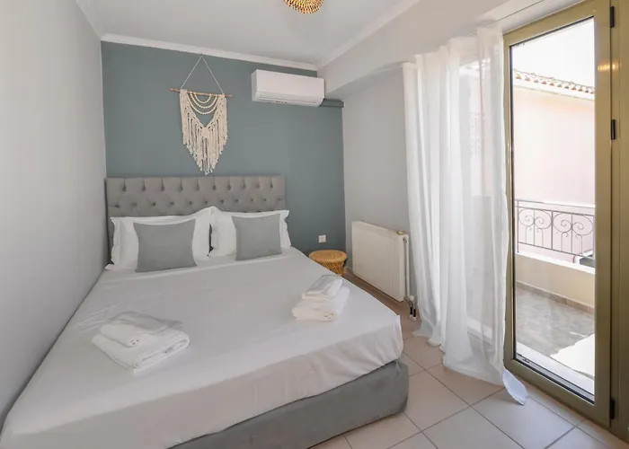 Castello וילה Kástron